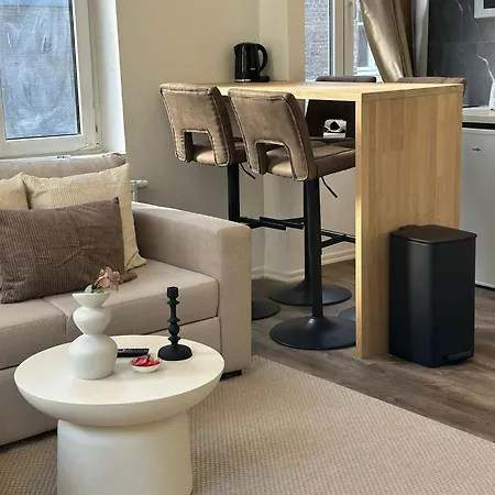 Apartamento Lovely 1br & 1lr Apartment, Only 15 Min Walk To Center *